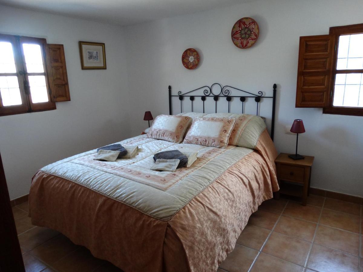 B&B Cortijo Loma Leon Cutar 外观 照片